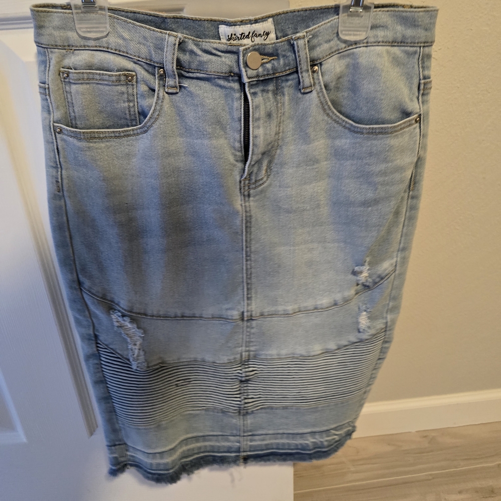 Blank Denim Midi Skirt in Light Blue